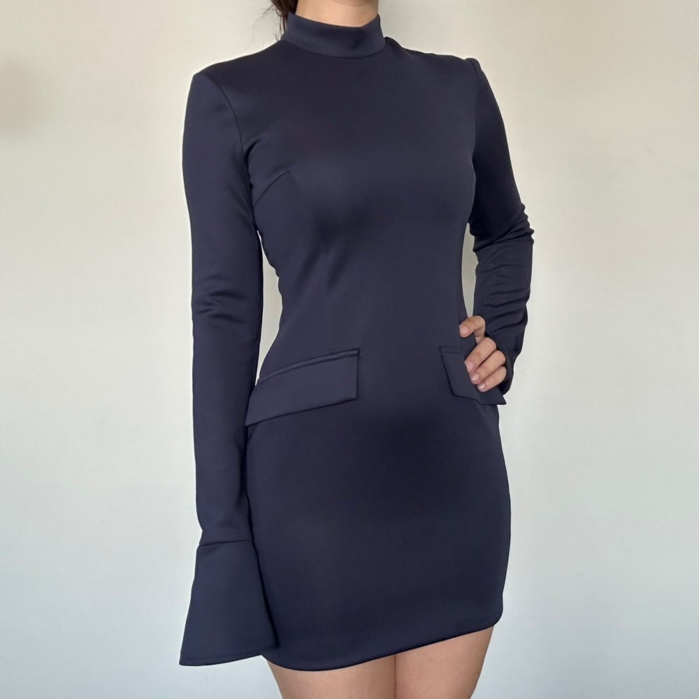 Elegant Black Long Sleeve Dress